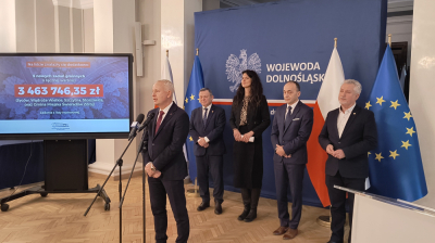Duże wsparcie dla dolnośląskich samorząd&oacute;w. 88 kilometr&oacute;w dr&oacute;g zostanie zmodernizowanych