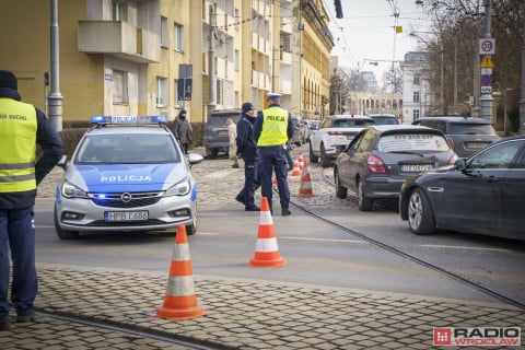 Rolnicy protestują we Wrocławiu. Ciągniki przed urzędem już od samego świtu - 15