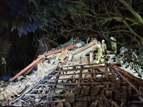 Wybuch w Polanicy-Zdroju. Budynek zawalił się w nocy, mieszkaniec wydobyty spod gruzów - 4