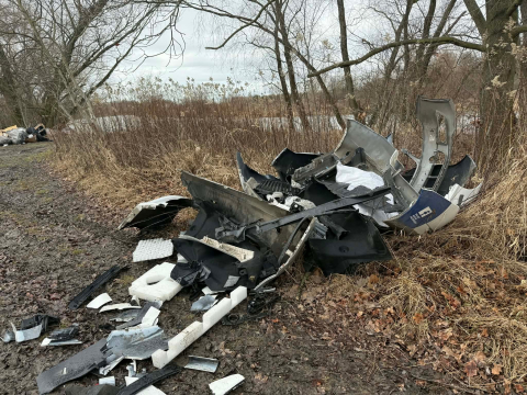 Jak tak można?! Sterty śmieci nad Odrą we Wrocławiu. Niedawno to miejsce posprzątali mieszkańcy [ZDJĘCIA] - 6