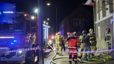 Tragiczny pożar mieszkania w Jaworze. W budynku znaleziono ciało jednej osoby