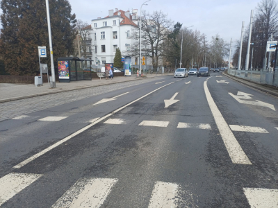 Drogowcy wracają na Powstańc&oacute;w Śląskich. Będą spore utrudnienia dla kierowc&oacute;w