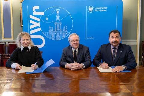 Nowy kierunek studiów na Uniwersytecie Wrocławskim. Połączy filologię z biznesem - 1