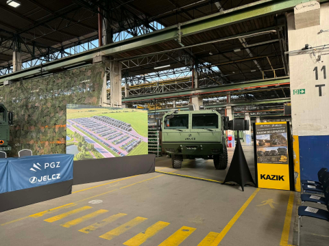PGZ i Jelcz podpisały umowę inwestycyjną. Wsparcie wyniesie aż 750 milionów złotych - 3