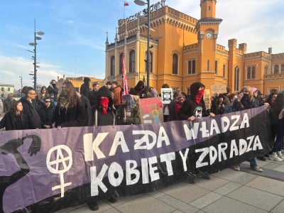 "To nie jest kraj do rodzenia dzieci". Manifa przeszła ulicami Wrocławia