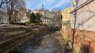 W końcu oczyszczą kanał Młyn&oacute;wka po powodzi. Wciąż nie wiadomo, co z jazem