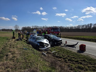 Pijany kierowca spowodował wypadek. Cztery osoby poszkodowane, lądował helikopter LPR