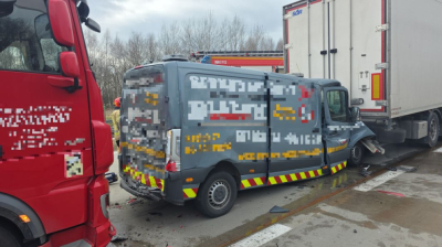 Ogromny korek na autostradzie A4. Cztery pojazdy zderzyły się przed granicą z Niemcami