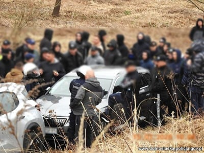 Policjant poza służbą udaremnił ustawkę. Pseudokibice twierdzili, że przyjechali na ryby