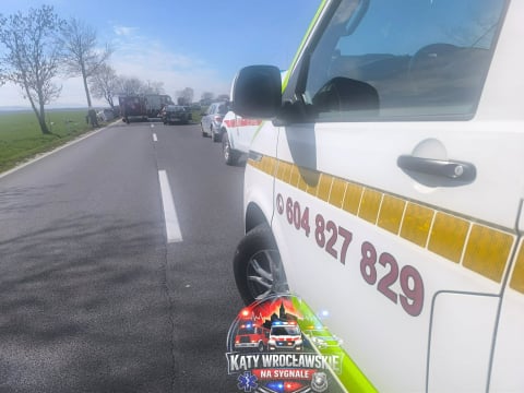 Poważny wypadek na DK35, są ofiary śmiertelne. Ciężarówka zderzyła się z osobówką [ZDJĘCIA] - 1
