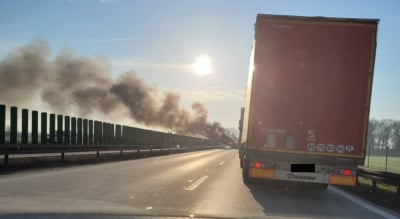 Pożar samochodu na autostradzie A4. Były ogromne korki w stronę Wrocławia