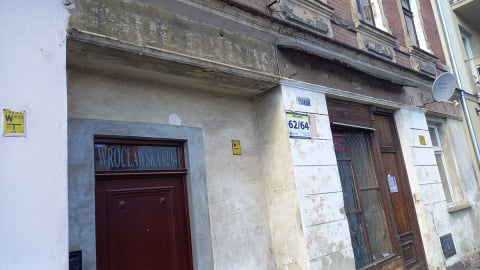 Mieszkańcy chcą ocalić niemieckie i radzieckie napisy. Zbierają w tej sprawie podpisy - 0