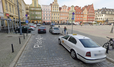 Pl. Solny zamknięty dla samochod&oacute;w i motocykli. Pilotażowy projekt pomoże mieszkańcom?