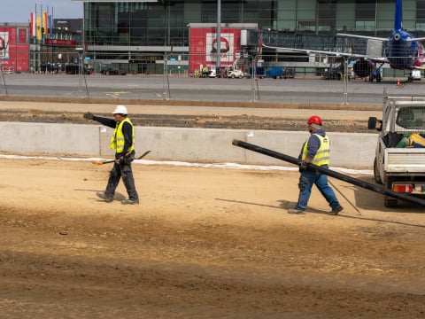 Terminal na lotnisku we Wrocławiu będzie większy. Wiemy, co w nim powstanie - 10