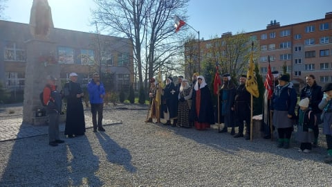 785 lat po bitwie pod Legnicą. Historyczny korowód wyruszył do Legnickiego Pola - 0