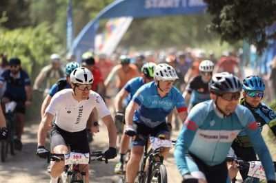 Rowerzyści i biegacze na starcie. Sportowy weekend w gminie Ziębice