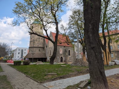 Rotunda Świętego Gotarda bardziej dostępna i reprezentacyjna. Trwa rewitalizacja