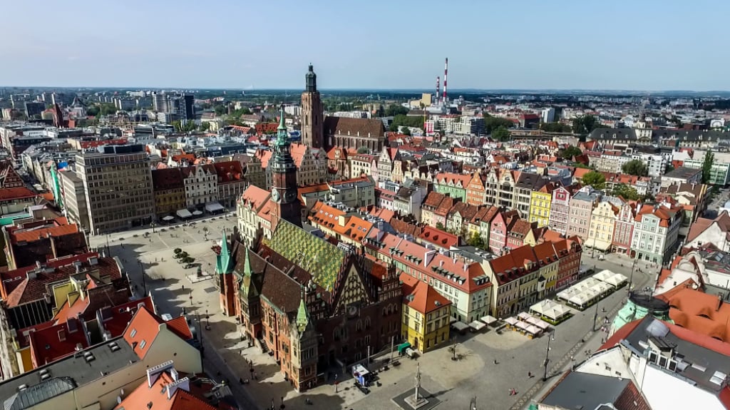 7 milionów turystów tylko we Wrocławiu. Znamy statystyki zeszłorocznego sezonu - Wrocław był zdecydowanie najpopularniejszym miastem na Dolnym Śląsku wśród turystów.