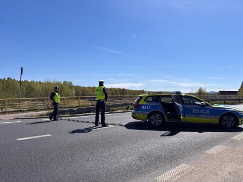 Policjanci z trzech krajów ćwiczyli na trójstyku. "Przestępcy nie znają granic" - 1