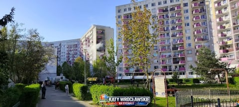 Dwa pożary w blokach we Wrocławiu. Dym pojawił się na 8 piętrze - 2