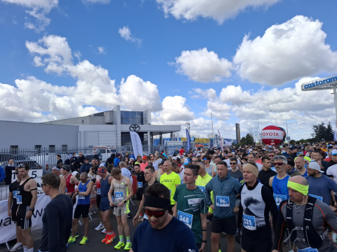 Bielany Wrocławskie biegowym centrum regionu! Byliśmy na III edycji Toyota Nowakowski #StopSmogGoRun - 4