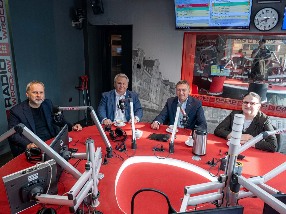 Debata parlamentarna Radia Wrocław: O pieniądzach na system ochrony zdrowia oraz o polityce w samorządzie