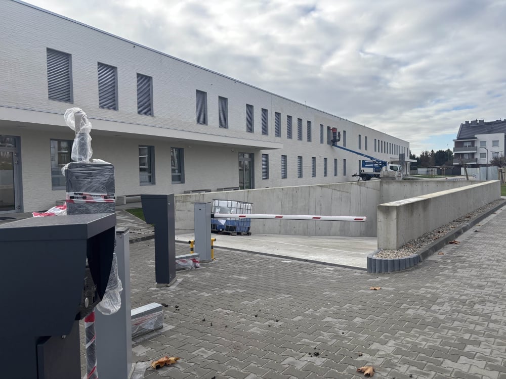 Siechnice w końcu z nową przychodnią! Pacjenci czekali na nią od miesięcy - Nowy ośrodek zdrowia w Siechnicach otwarty. Pacjenci już są przyjmowani.