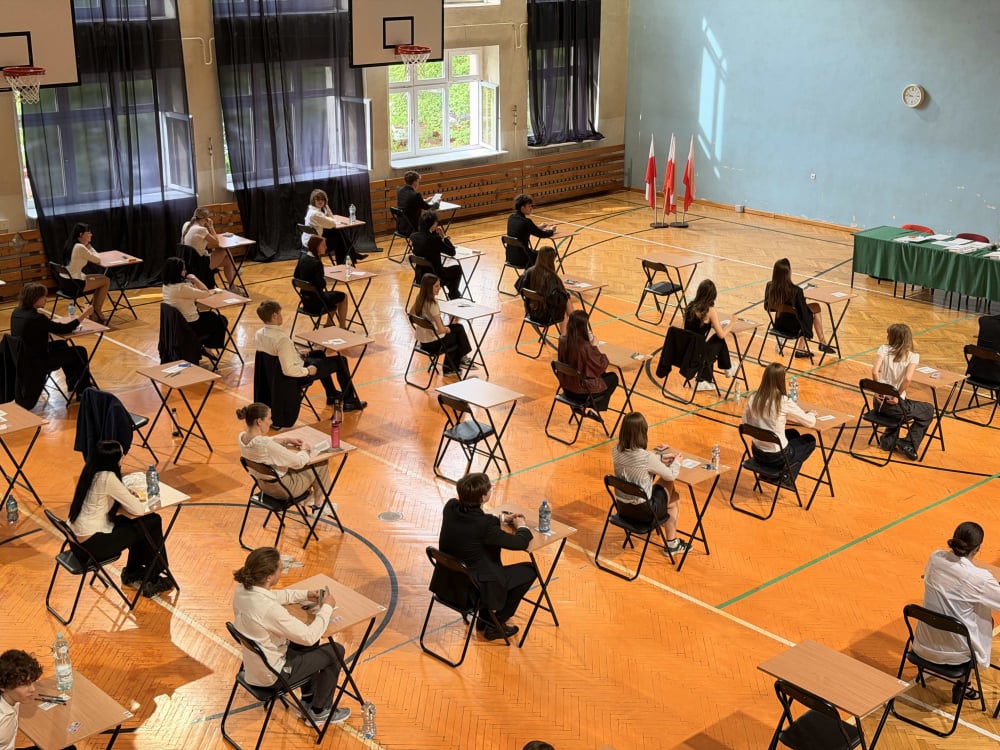 Matura 2026 - trwa kolejny dzień egzaminów. Dziś uczniowie mierzą się z językiem obcym - Dziś matura z języka angielskiego – rozpocznie się ona po godzinie 9.