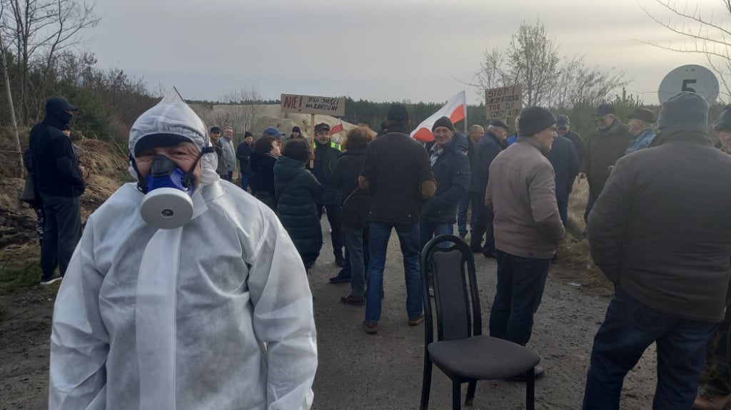"Wierzę swoim pracownikom" - dyrektorka WIOŚ o śledztwie w sprawie nieprawidłowości w kontrolach składowisk [NASZ TEMAT] - Prokuratura bada kontrolę odpadów na Dolnym Śląsku. W tle WIOŚ i siedem firm