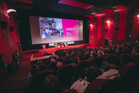 Wzruszająca premiera we Wrocławiu - Lech Janerka bohaterem filmu! "Trochę się trzęsę, nie jestem swoim fanem" - 24