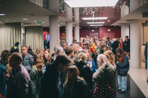 Wzruszająca premiera we Wrocławiu - Lech Janerka bohaterem filmu! "Trochę się trzęsę, nie jestem swoim fanem" - 32