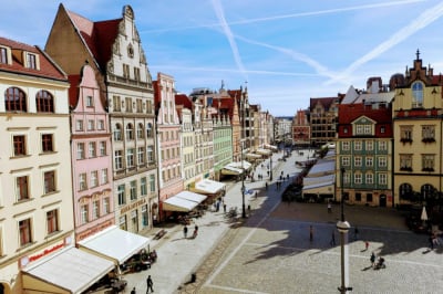 Wrocławskie sceny: co warto zobaczyć na żywo w stolicy Dolnego Śląska?