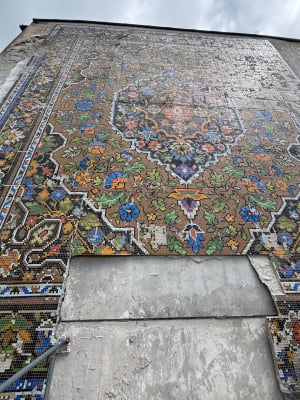 Zabytkowa mozaika w Kowarach pod ochroną. Mieszkańcy uratowali mural w ostatniej chwili - 1