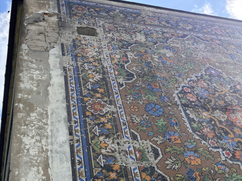 Zabytkowa mozaika w Kowarach pod ochroną. Mieszkańcy uratowali mural w ostatniej chwili - 3