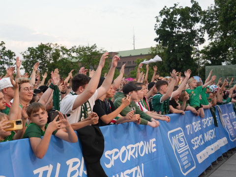 Piłkarze i kibice świętowali razem. Śląsk Wrocław wraca do Ekstraklasy - 6