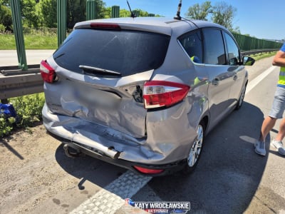 Ogromne korki na A4 i AOW - nawet 15 kilometr&oacute;w zatoru! Wszystko przez kolizję