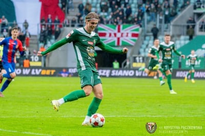 Dw&oacute;ch piłkarzy żegna się z klubem z Wrocławia