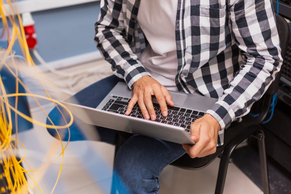 Vectra zmaga się z dużą awarią. Gdzie są największe problemy z dostępem do internetu? - Duża awaria Vectry na Dolnym Śląsku. Klienci stracili internet i telewizję.