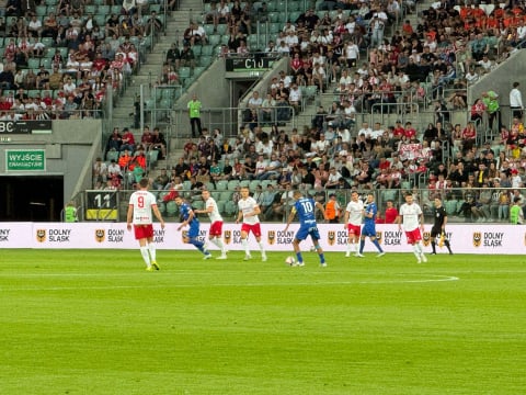 Gwiazdy piłki we Wrocławiu. Polska pokonała Resztę Świata - 0
