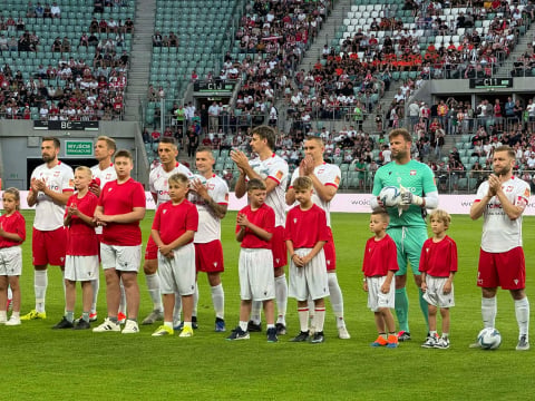 Gwiazdy piłki we Wrocławiu. Polska pokonała Resztę Świata - 4