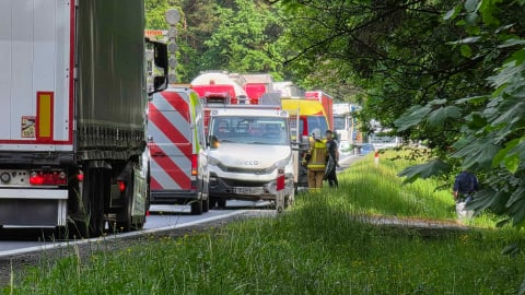 Utrudnienia na DK8. Samochód osobowy zderzył się z dostawczakiem [ZDJĘCIA] - 0