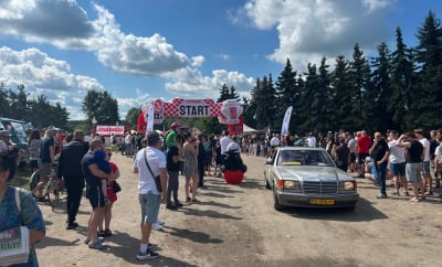 Rajd Koguta wystartował po raz dziesiąty. 4 tysiące uczestnik&oacute;w jadą do Zamościa