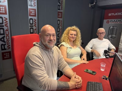 R&oacute;żne punkty słyszenia: Gdy medycyna sięga kosmosu, terapia wciąż zaczyna się od człowieka