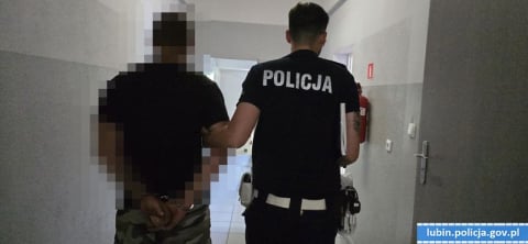 Na widok policji rzucił się do ucieczki. Teraz grozi mu 5 lat więzienia - 0