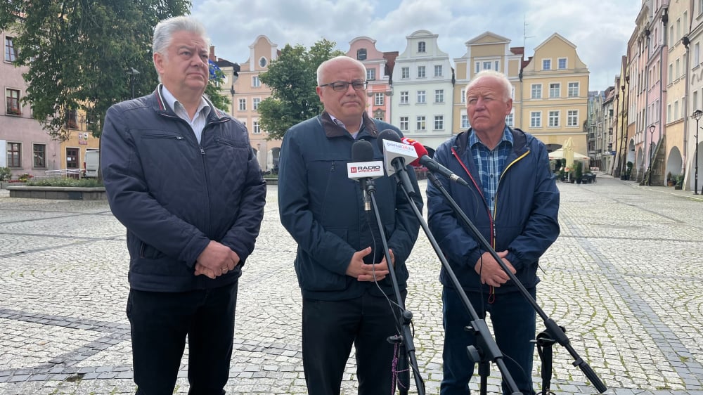 Opozycja krytykuje rozwój Jeleniej Góry. Władze odpowiadają na oskarżenia: "To są zaniedbania rządu PiS" - Spór o bilans dwóch lat rządów. PiS i ratusz przerzucają się zarzutami.