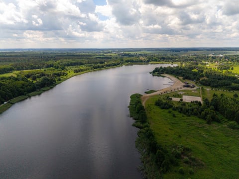 Oto najpiękniejsza wieś na Dolnym Śląsku. Jest położona niecałe 50 km od Wrocławia [ZDJĘCIA] - 1