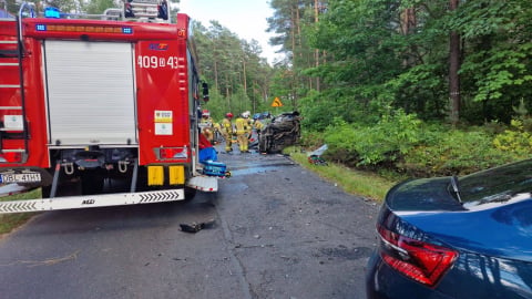 Poważny wypadek między Osłą a Gromadką. Dwie osoby ranne - 0