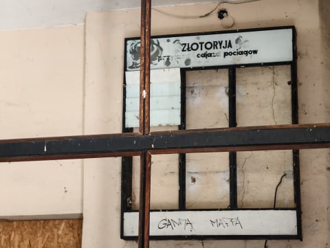 Złotoryja: Powstanie nowoczesne centrum przesiadkowe, ale stary dworzec dalej będzie popadał w ruinę - 2