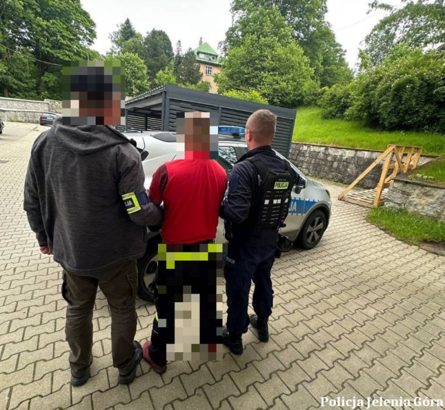 Jej uczucie się wypaliło, więc w zemście spalił jej samochód