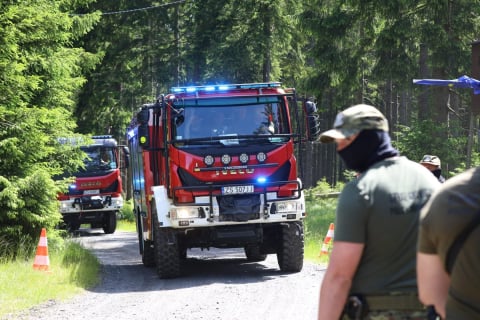 Śmigłowce i 200 strażaków w akcji, ruszyły ćwiczenia S.A.F.E. Na Dolnym Śląsku są służby z całego kraju [ZDJĘCIA] - 10